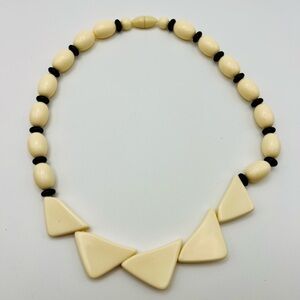 Vintage 1987 Avon Color Waves Cream Geometric Necklace w/ Box